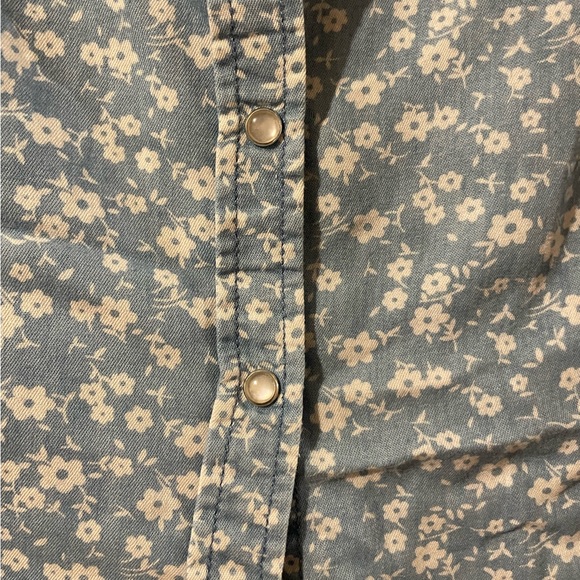 cotton floral pattern collared button down - Picture 4 of 6